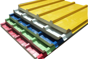 مقایسه انواع ساندویچ پانل برای مناطق مرطوب